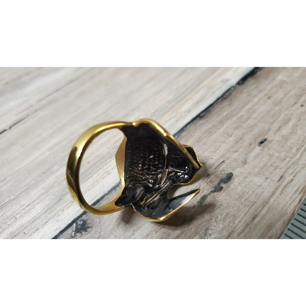 Authentic Han Cholo x Masters of the Universe Battle Cat 2-Piece Ring Set